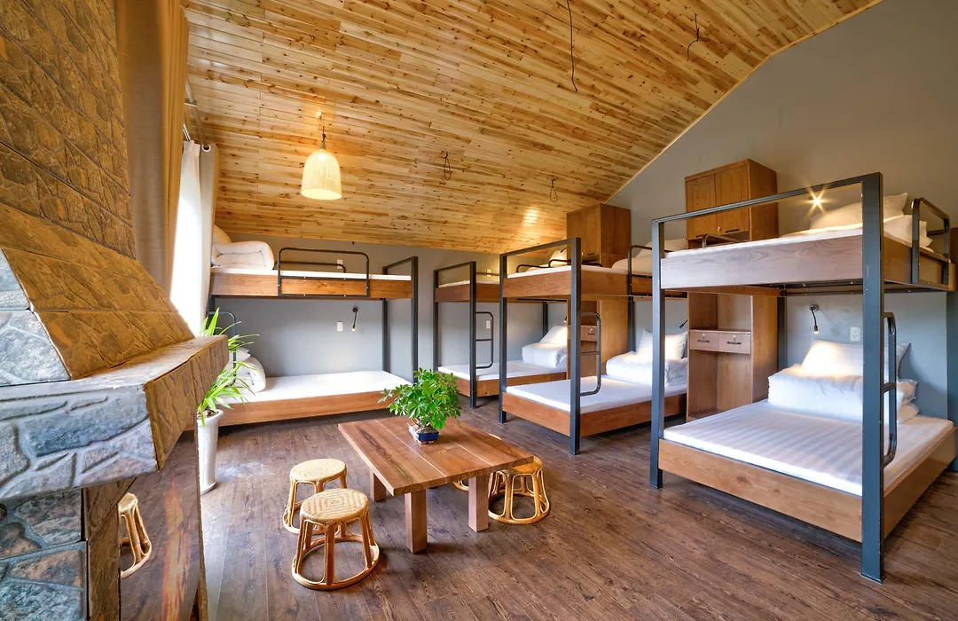 Lustig Hostel-1